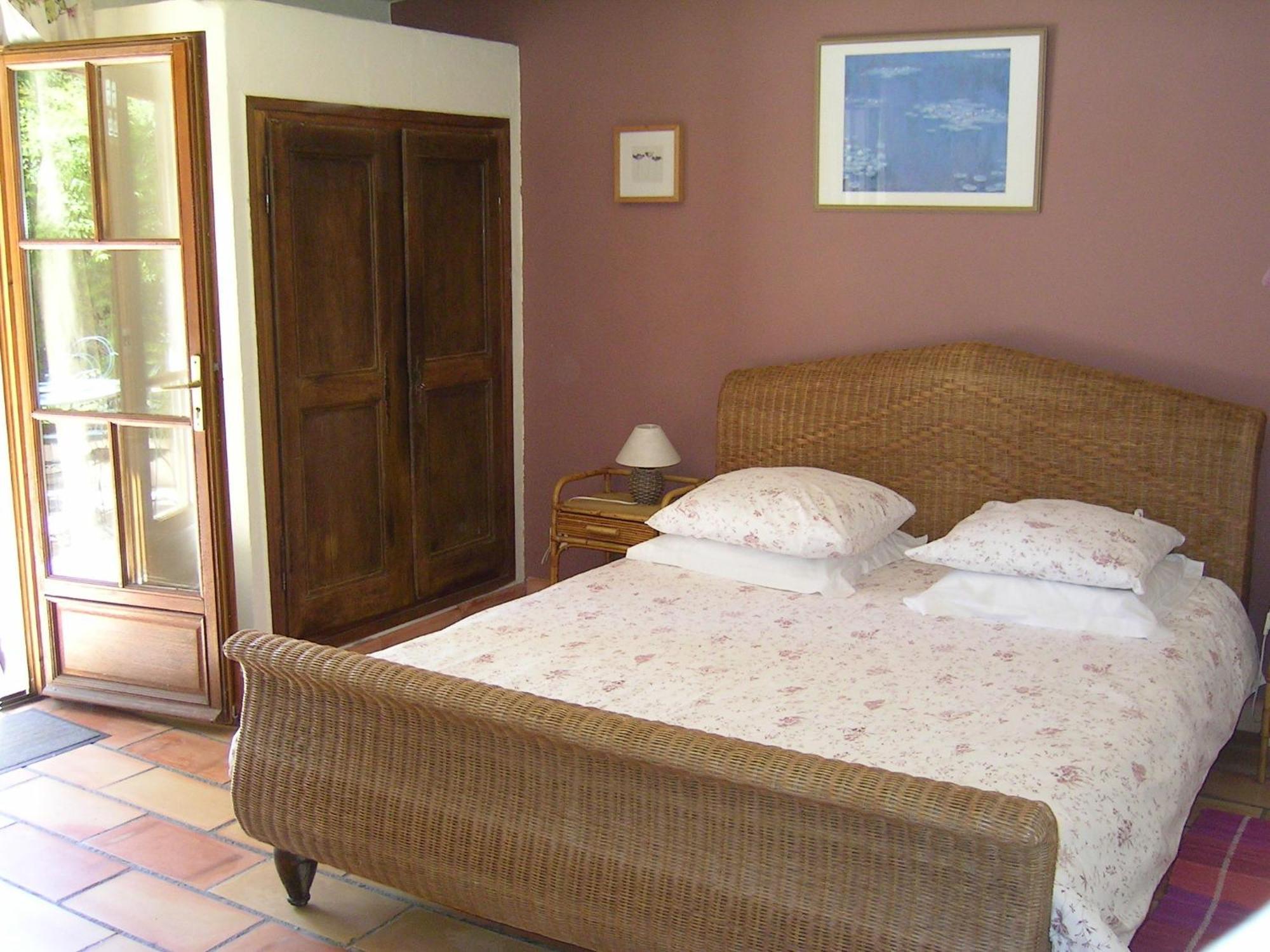 Mas La Provence Bed & Breakfast LʼIsle-sur-la-Sorgue Oda fotoğraf