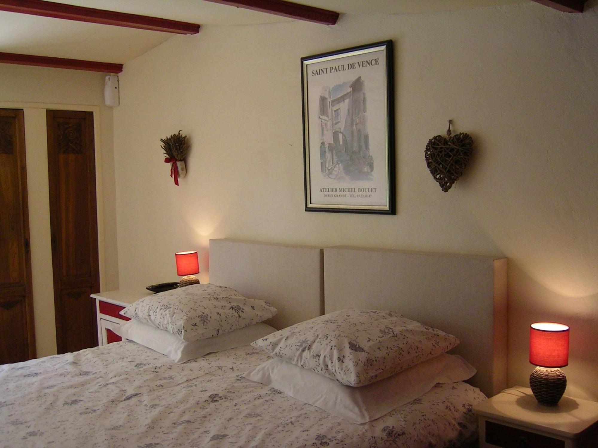 Mas La Provence Bed & Breakfast LʼIsle-sur-la-Sorgue Oda fotoğraf