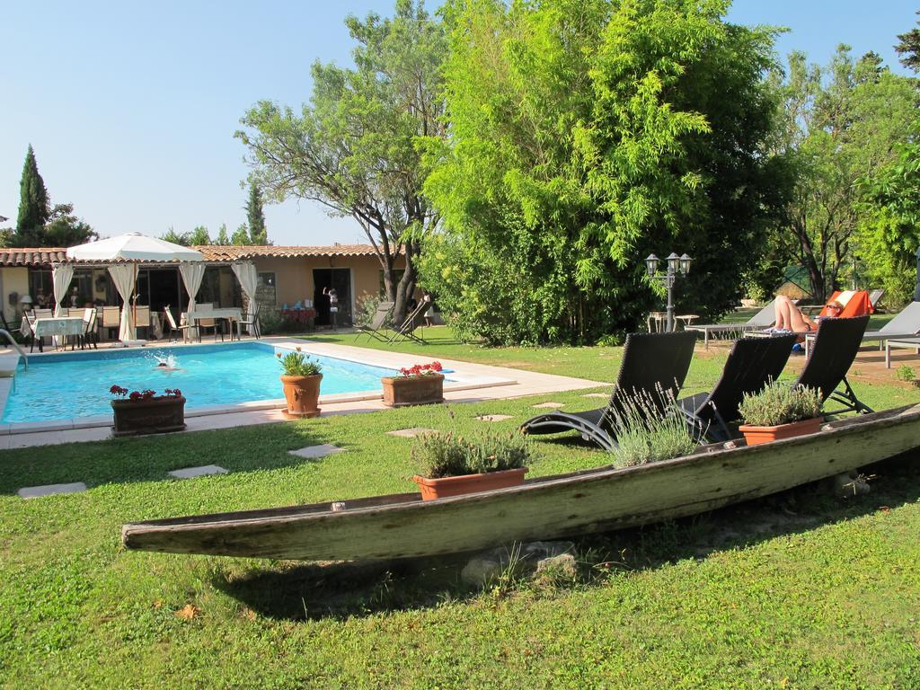 Mas La Provence Bed & Breakfast LʼIsle-sur-la-Sorgue Dış mekan fotoğraf