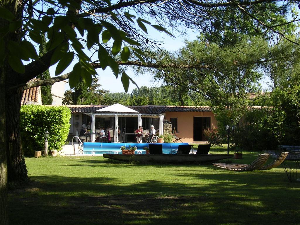 Mas La Provence Bed & Breakfast LʼIsle-sur-la-Sorgue Dış mekan fotoğraf