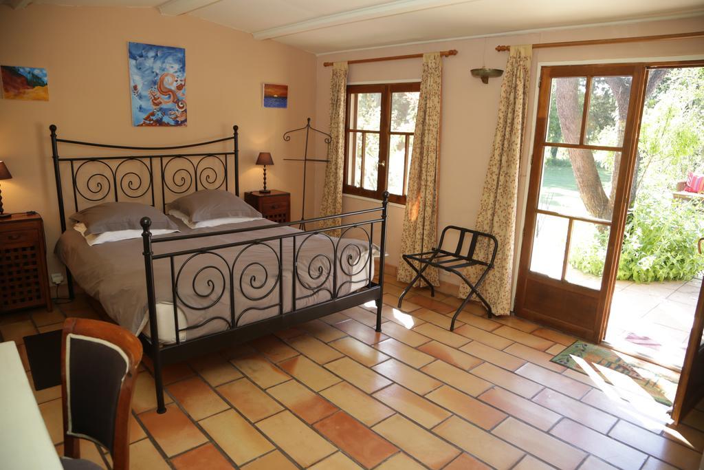 Mas La Provence Bed & Breakfast LʼIsle-sur-la-Sorgue Dış mekan fotoğraf