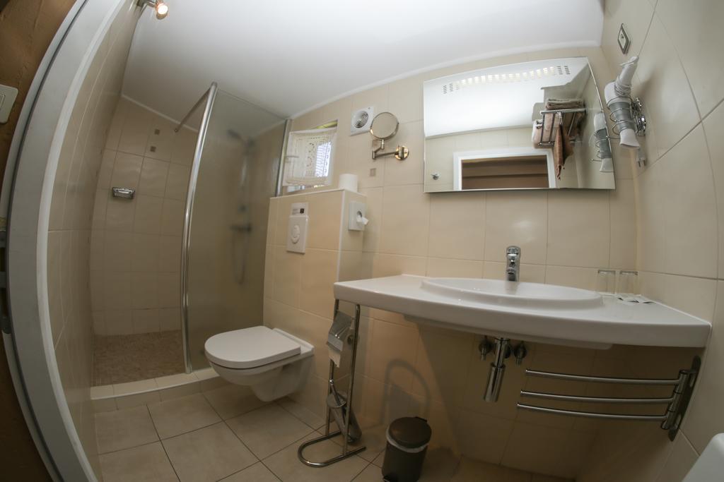 Mas La Provence Bed & Breakfast LʼIsle-sur-la-Sorgue Dış mekan fotoğraf